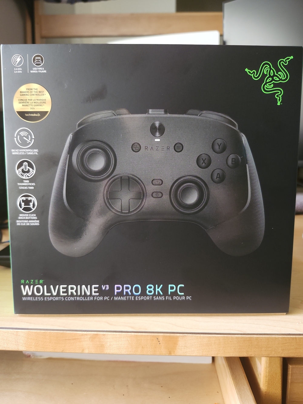 Razer Wolverine V3 Pro 8K PC Wireless Esports Controller - Black with Green Logo